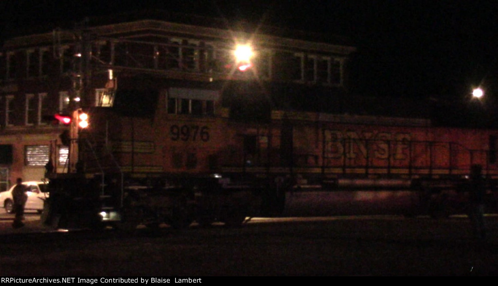 BNSF 9976